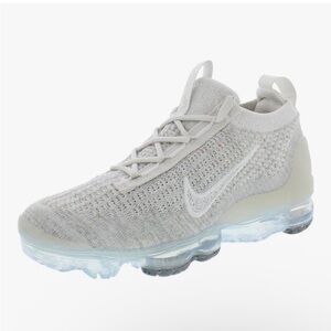 Nike Light Gray Flyknit Vapormax